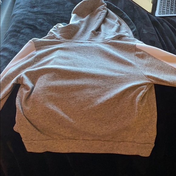 Pink jacket! - Picture 3 of 3